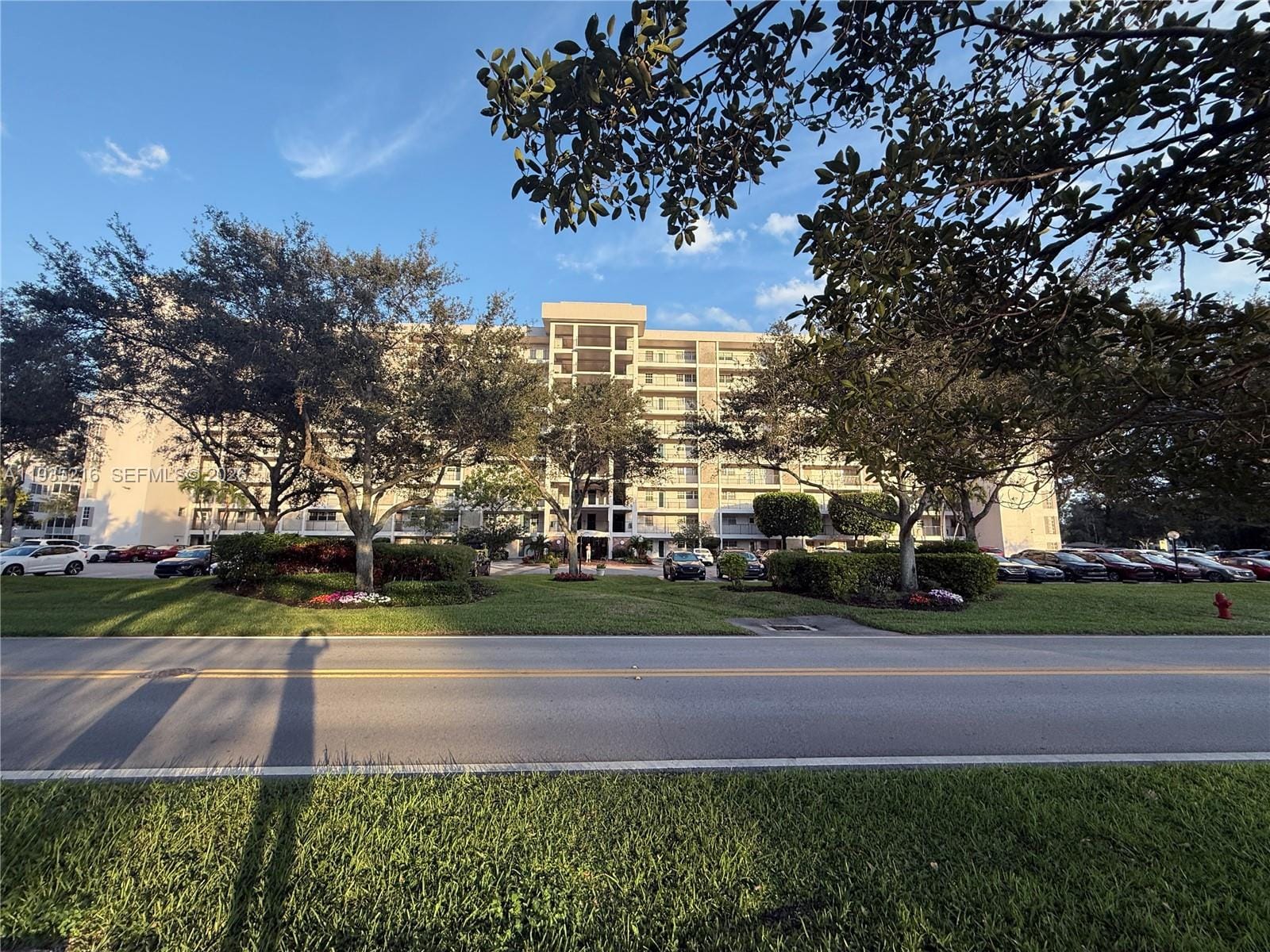 3250 N Palm Aire Drive 508 — photo 3