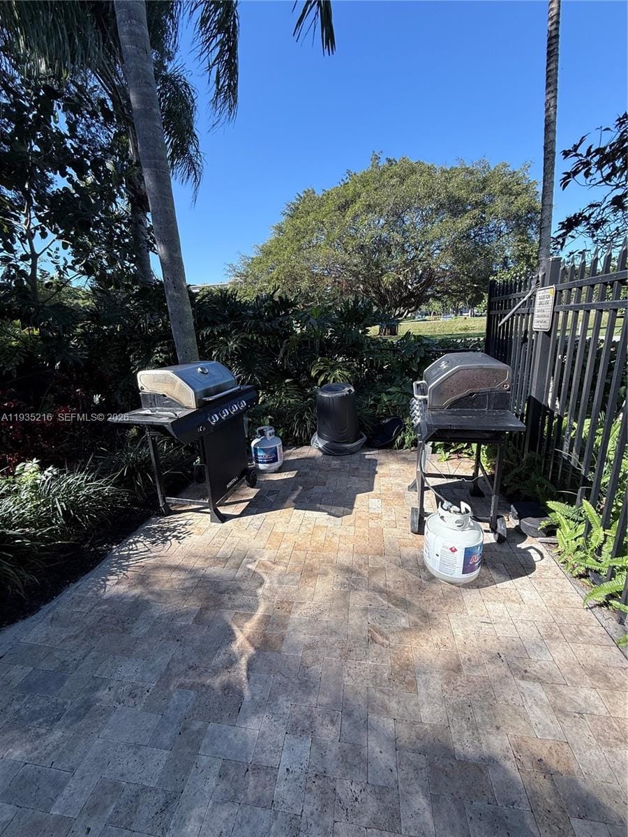 3250 N Palm Aire Drive 508, Pompano Beach, FL 33069 photo 21