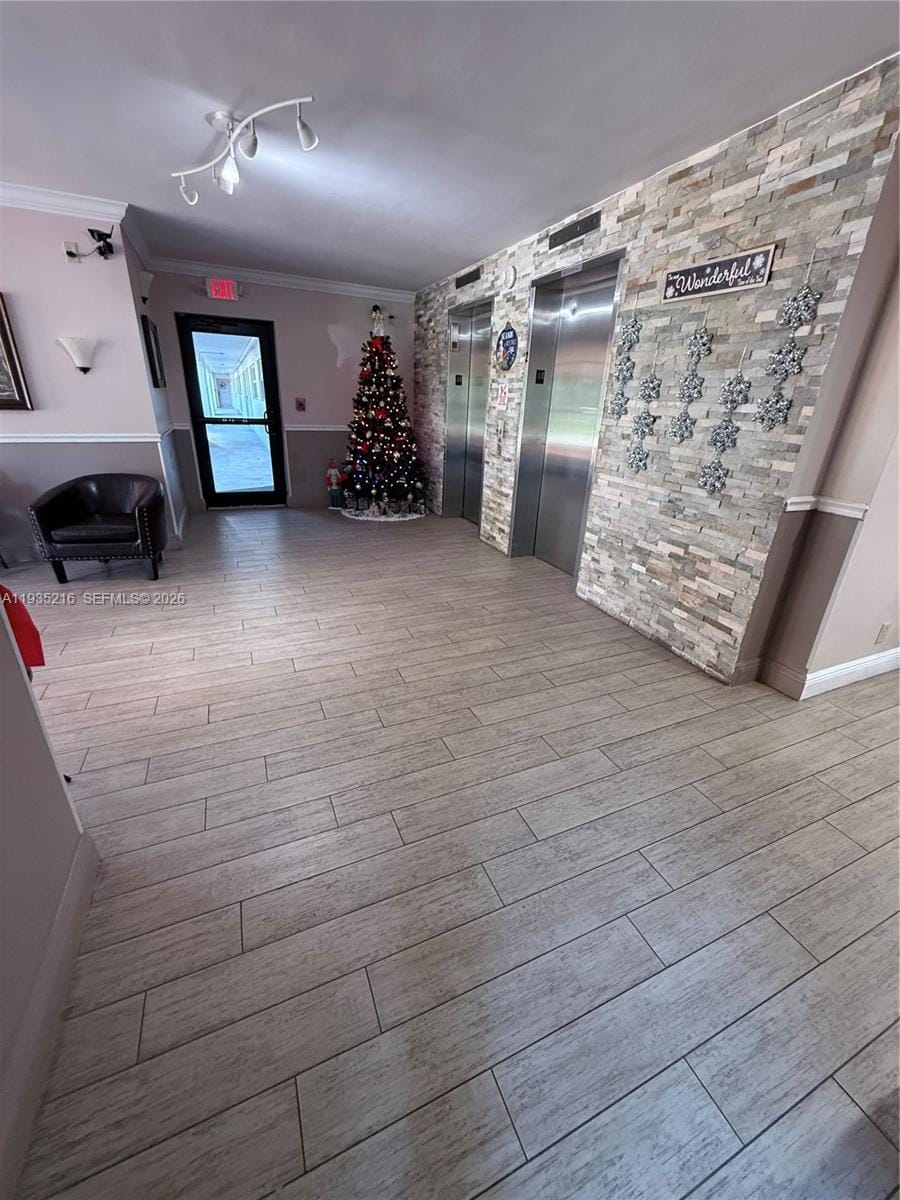 3250 N Palm Aire Drive 508 — photo 6
