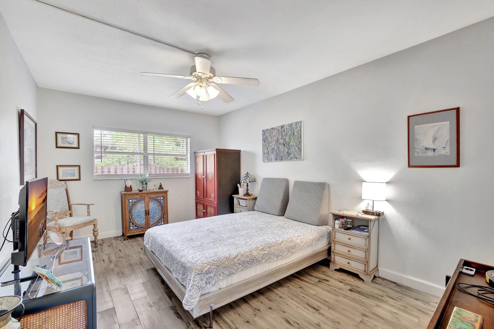 1450 N Riverside Drive 102 — photo 12