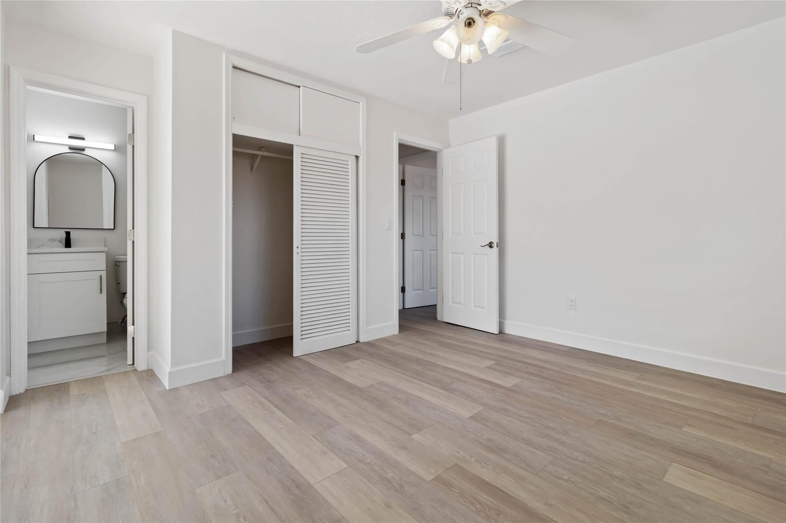 7040 SW 16th Street, Pembroke Park, FL 33023 photo 18