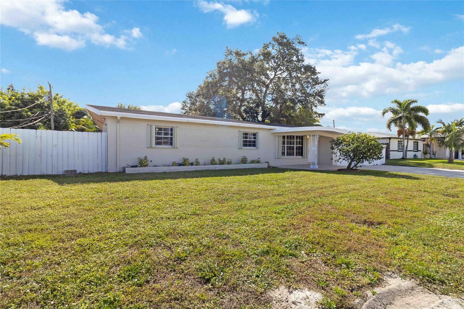 7040 SW 16th Street, Pembroke Park, FL 33023 photo 3