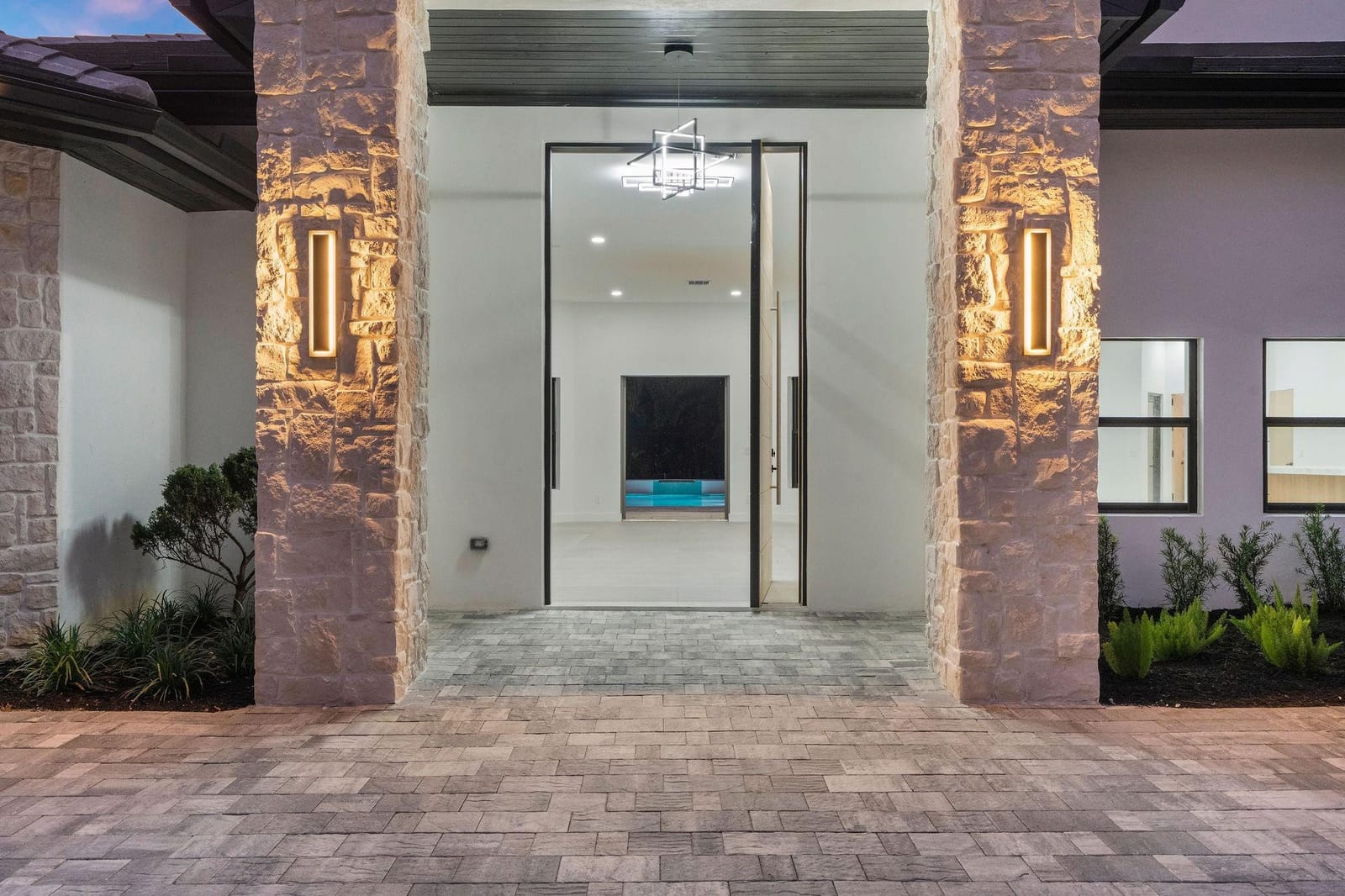 6451 Rodeo Drive — photo 5