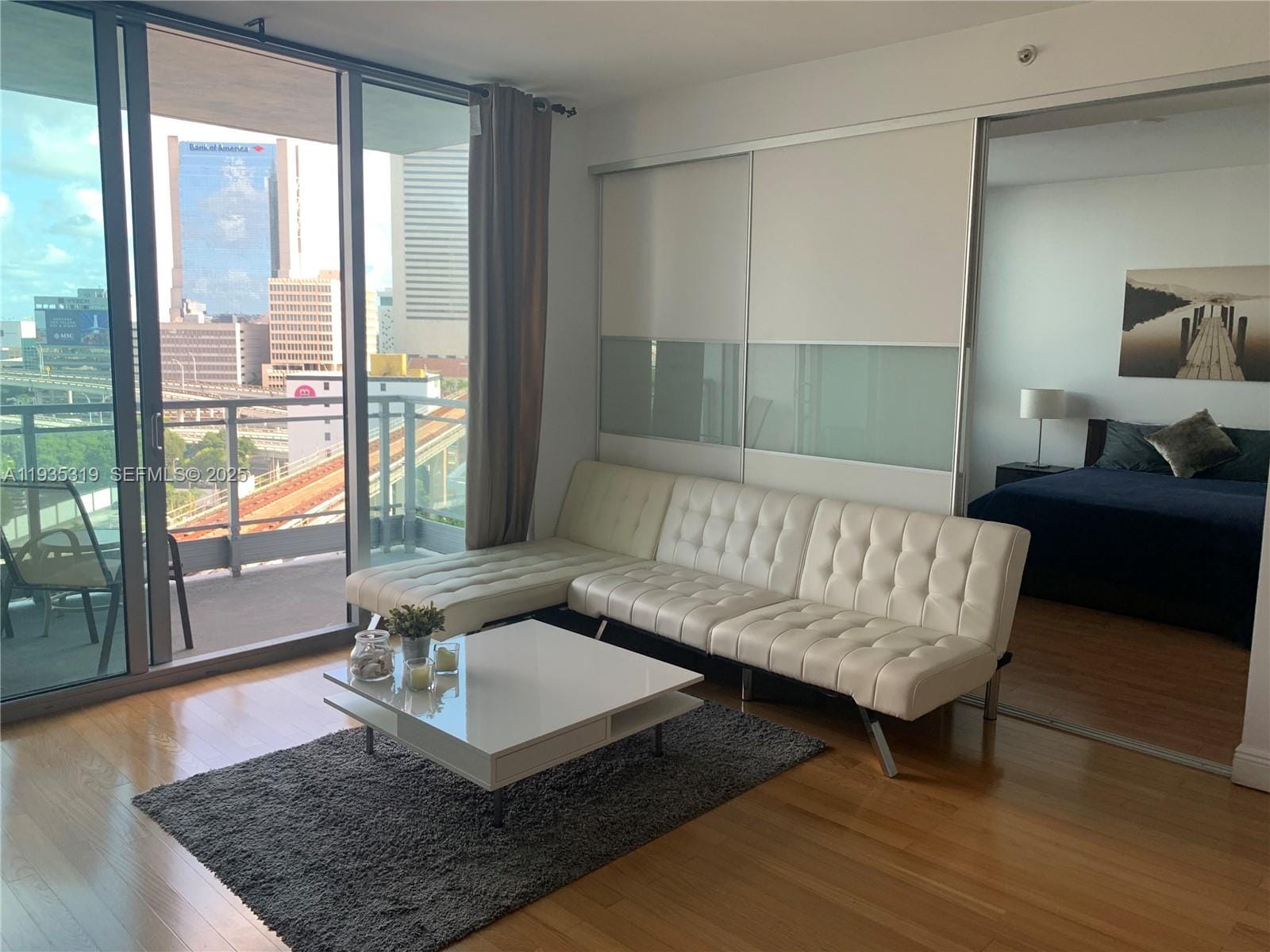 90 SW 3rd Street 1211, Miami, FL 33130 photo 2