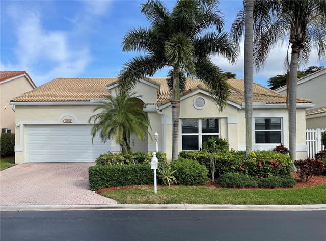 17282 Ventana Drive, sold in Balboa Point, Boca Raton, FL