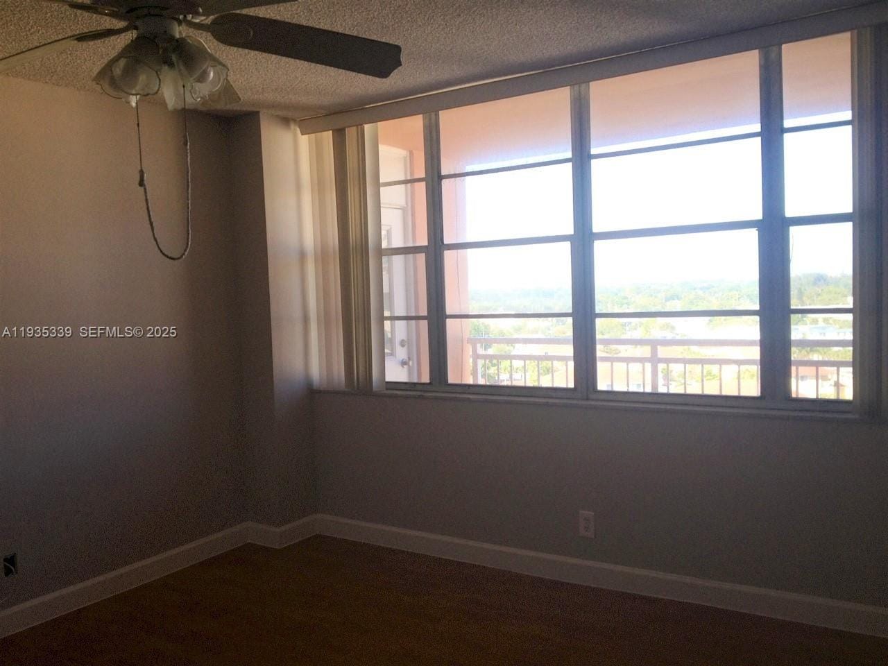 2025 NE 164th Street 1006 — photo 2