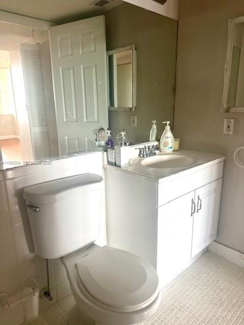 2025 NE 164th Street 1006 — photo 11