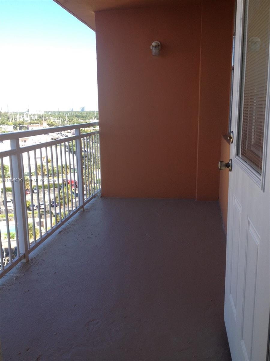 2025 NE 164th Street 1006 — photo 6