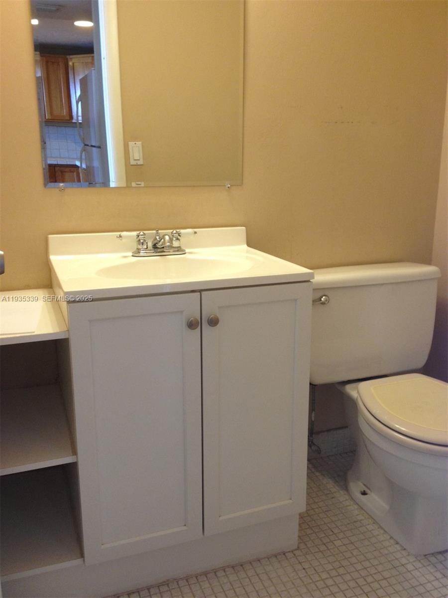 2025 NE 164th Street 1006 — photo 10