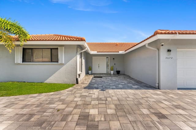 2672 SW 23rd Cranbrook Drive, Boynton Beach, FL 33436