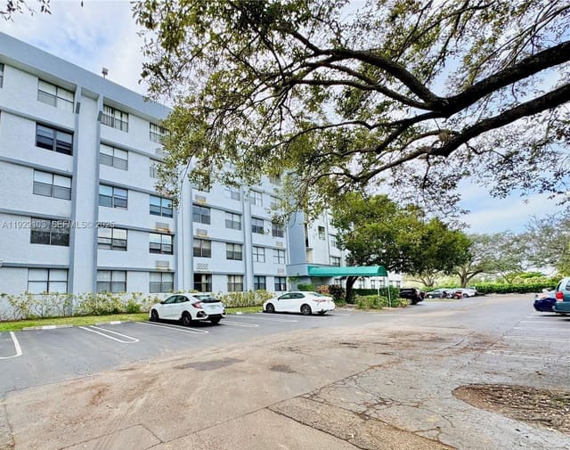 2501 Riverside Drive 207-A, Coral Springs Tower Club, Coral Springs, FL