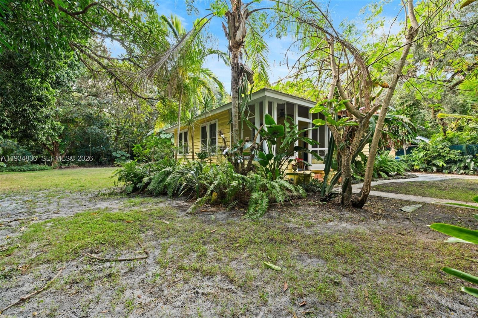 3972 Loquat Avenue, Miami, FL 33133