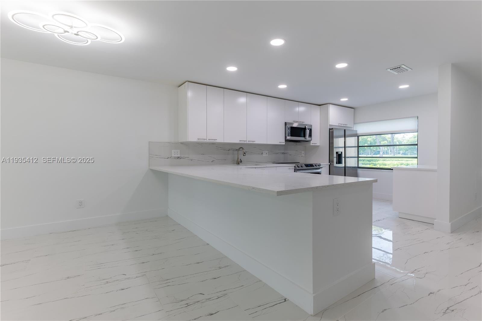 8435 Casa Del Lago 22-c 22-C, Boca Raton, FL 33433 photo 3