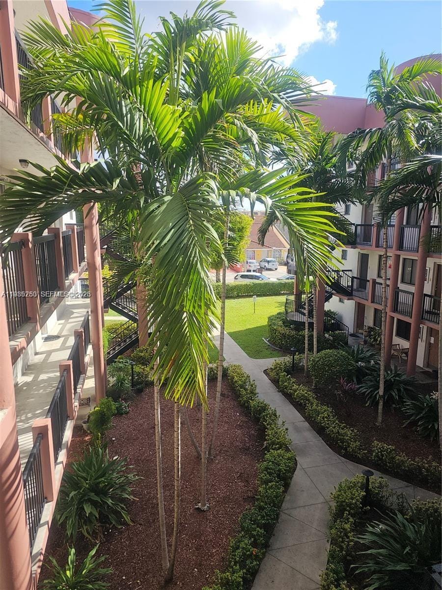 5460 W 21st Court 310 — photo 10