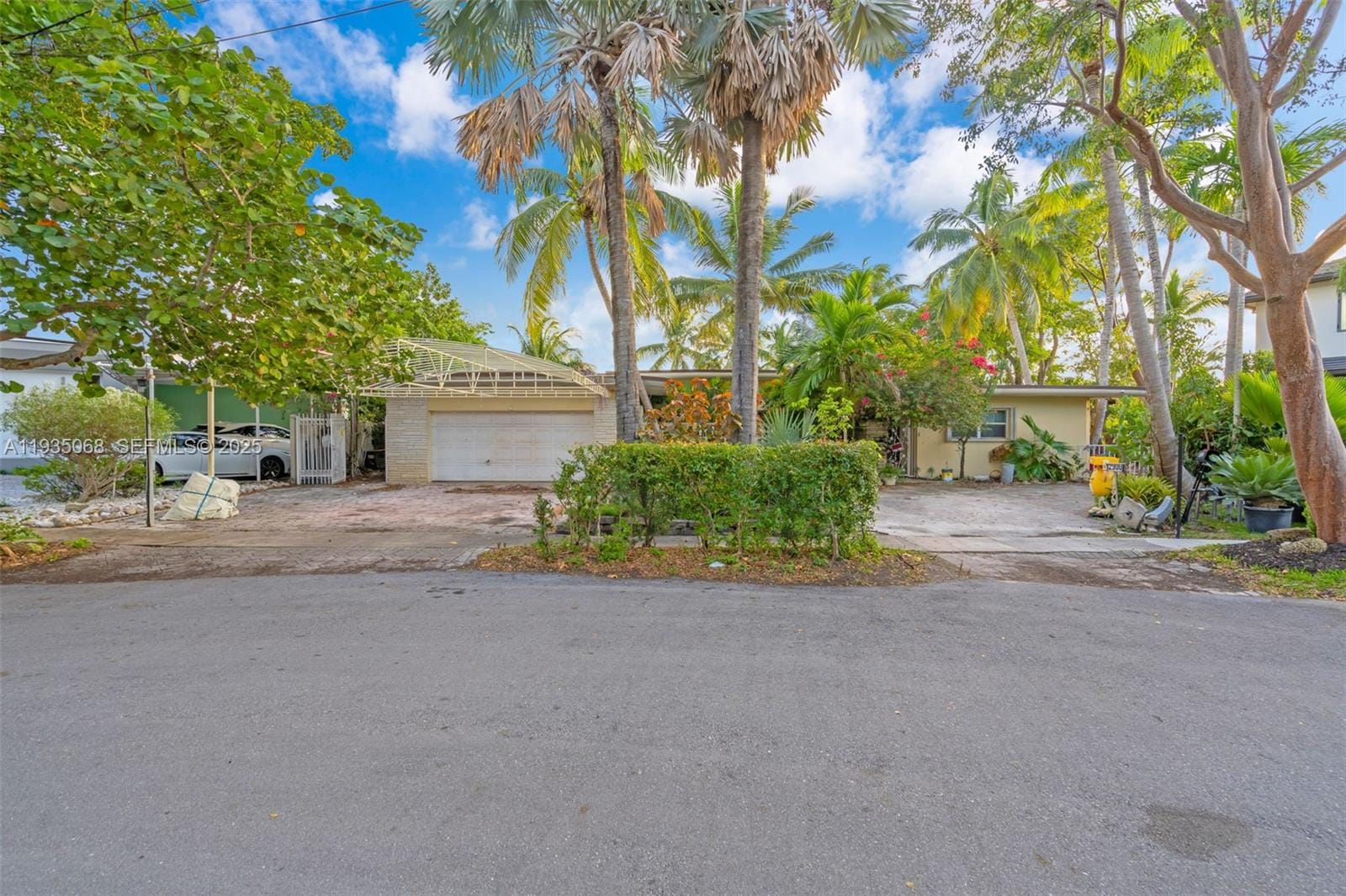 12900 Ixora Circle, North Miami, FL 33181 photo 11