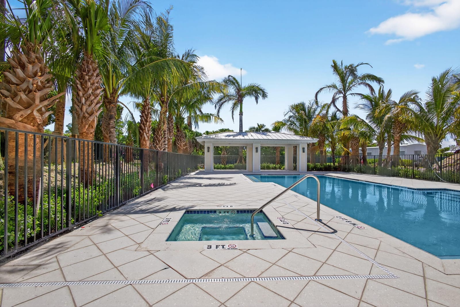 125 Water Pointe Place 28, Jupiter, FL 33477 photo 11