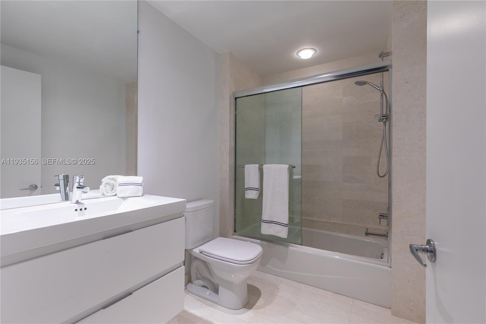 17301 Biscayne Boulevard 908, North Miami Beach, FL 33160 photo 28