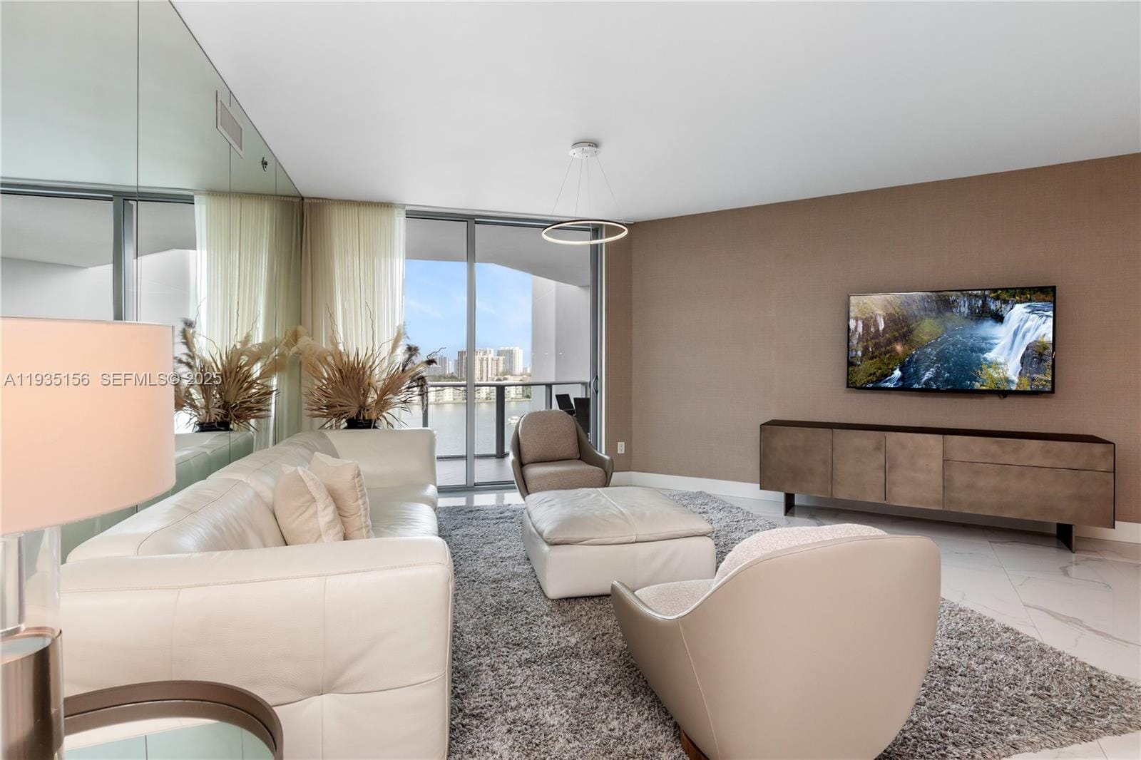 17301 Biscayne Boulevard 908 — photo 7