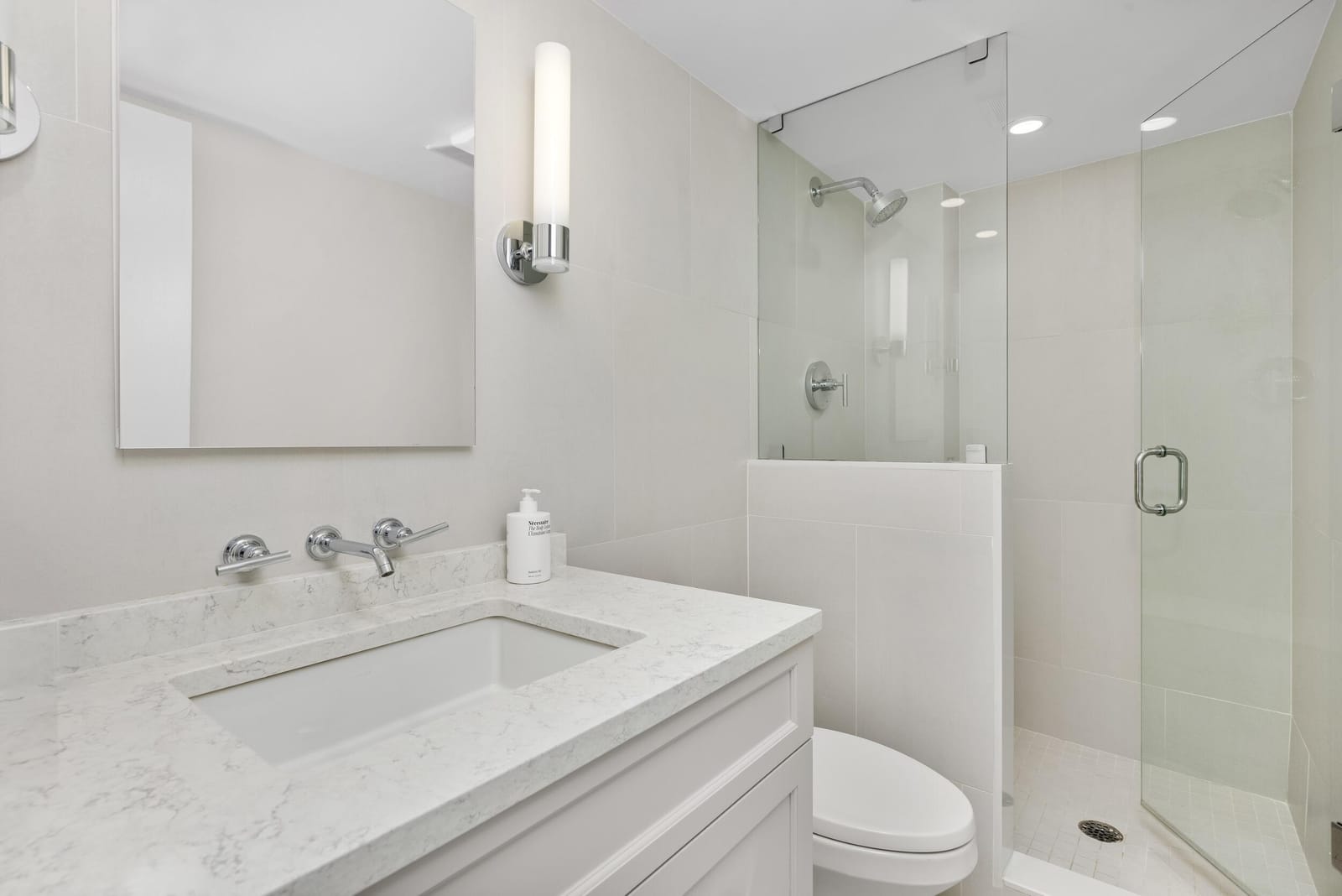 130 Sunrise Avenue 216, Palm Beach, FL 33480 photo 23