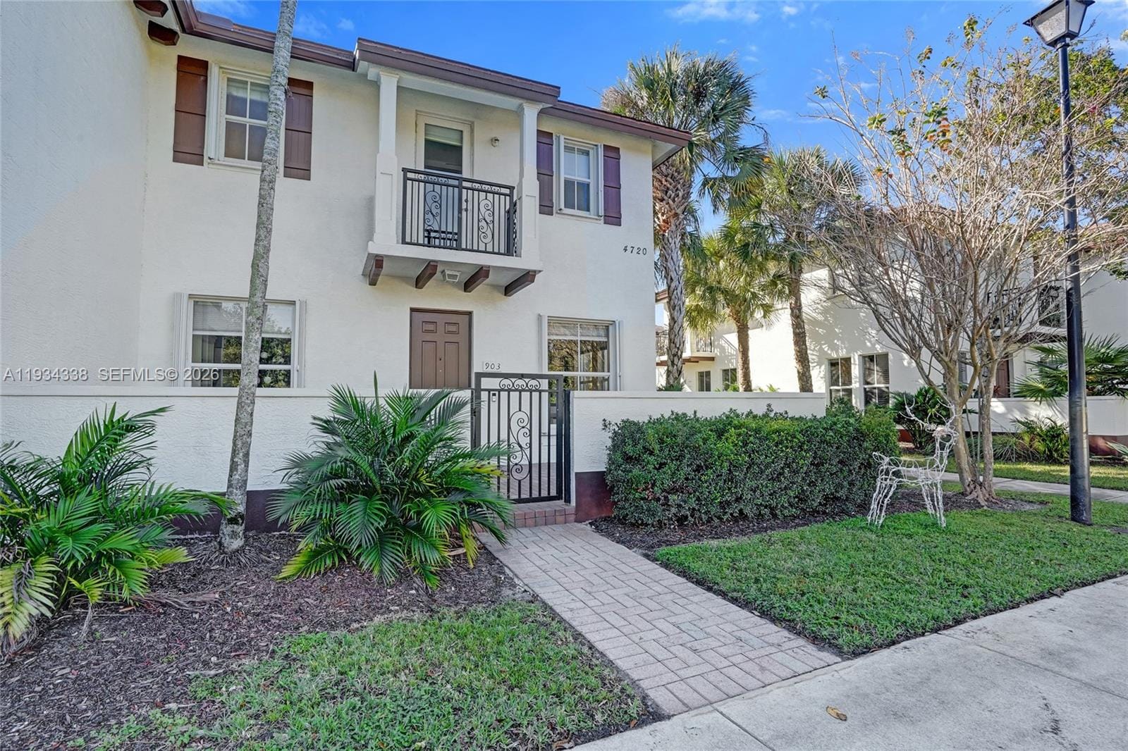 4720 Mimosa Place 903, Coconut Creek, FL 33073 photo 2