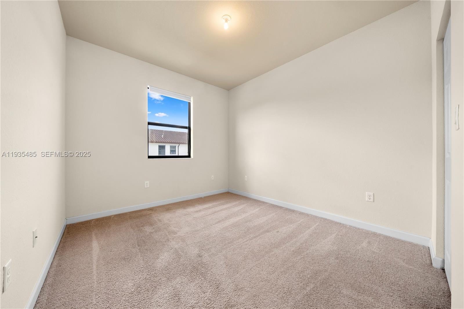 3366 W 90th Terrace, Hialeah, FL 33018 photo 15