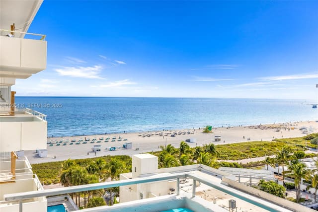 465 Ocean Drive 1008, sold in Royal Atlantic Condo, Miami Beach, FL
