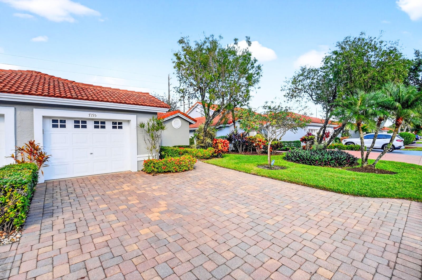 7195 Summer Tree Drive, Boynton Beach, FL 33437 photo 1