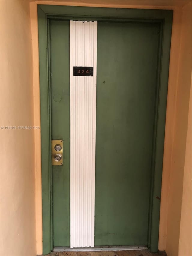 8400 SW 133rd Ave Road 324, sold in The Horizons West Condo #, Miami, FL
