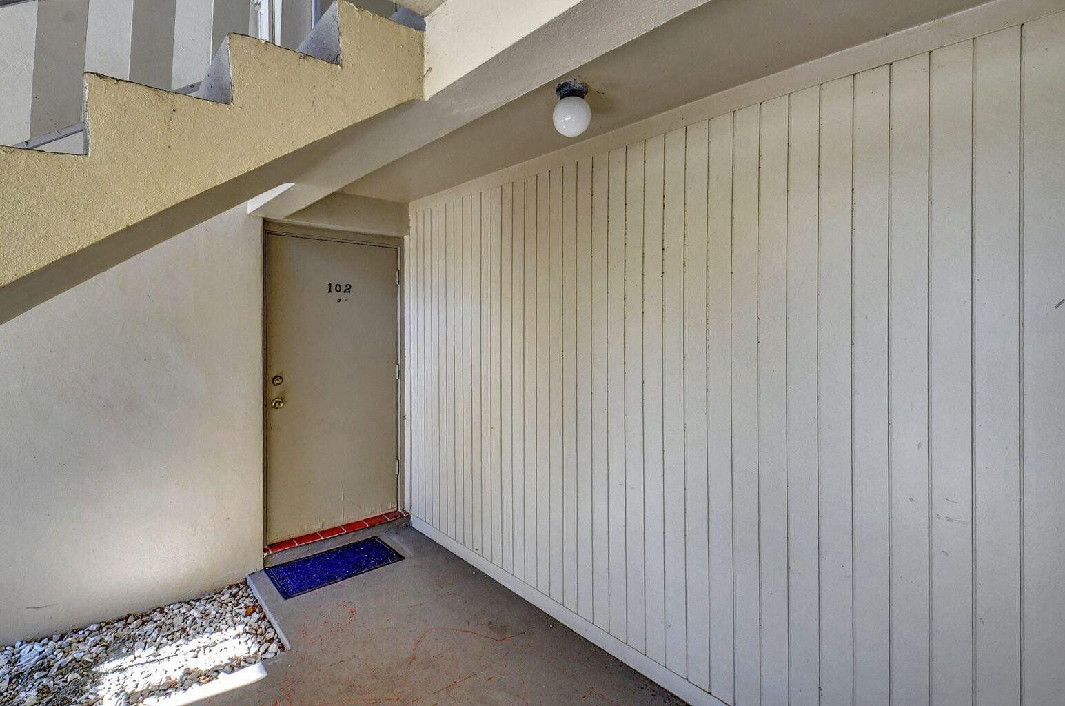 315 Circle Drive S 102 — photo 3