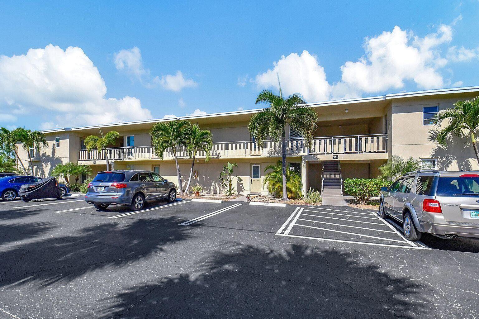 315 Circle Drive S 102, Boynton Beach, FL 33435, Boynton Beach