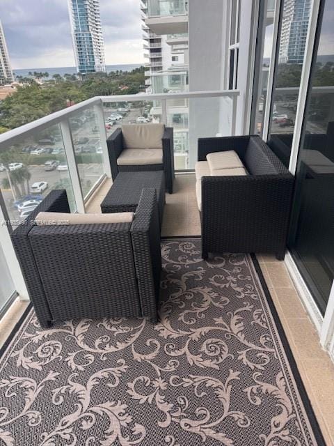 230 174th Street 808, Sunny Isles Beach, FL 33160 photo 4