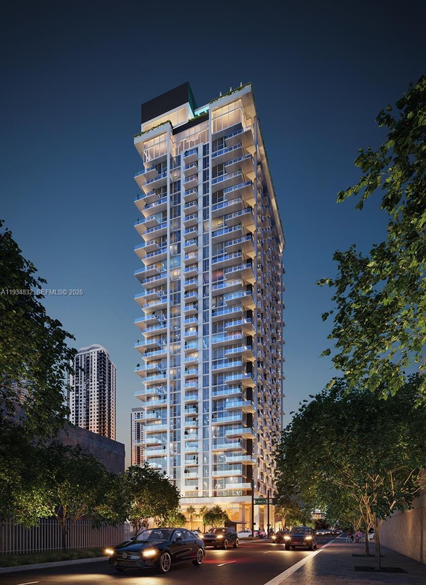 11 NE 6 Street 2709, Miami, FL 33132 photo 2