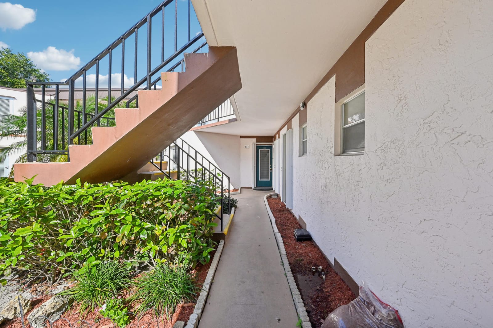 7 N Greenway Village N 111, Royal Palm Beach, FL 33411 photo 2