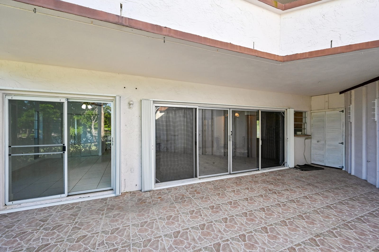 7 N Greenway Village N 111, Royal Palm Beach, FL 33411 photo 11