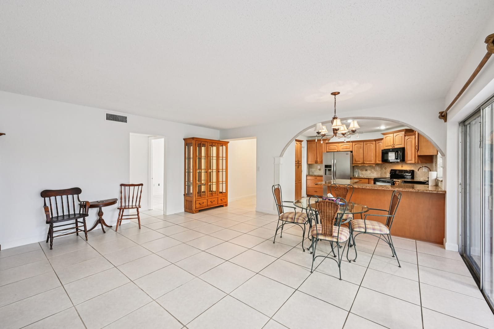 7 N Greenway Village N 111, Royal Palm Beach, FL 33411 photo 12