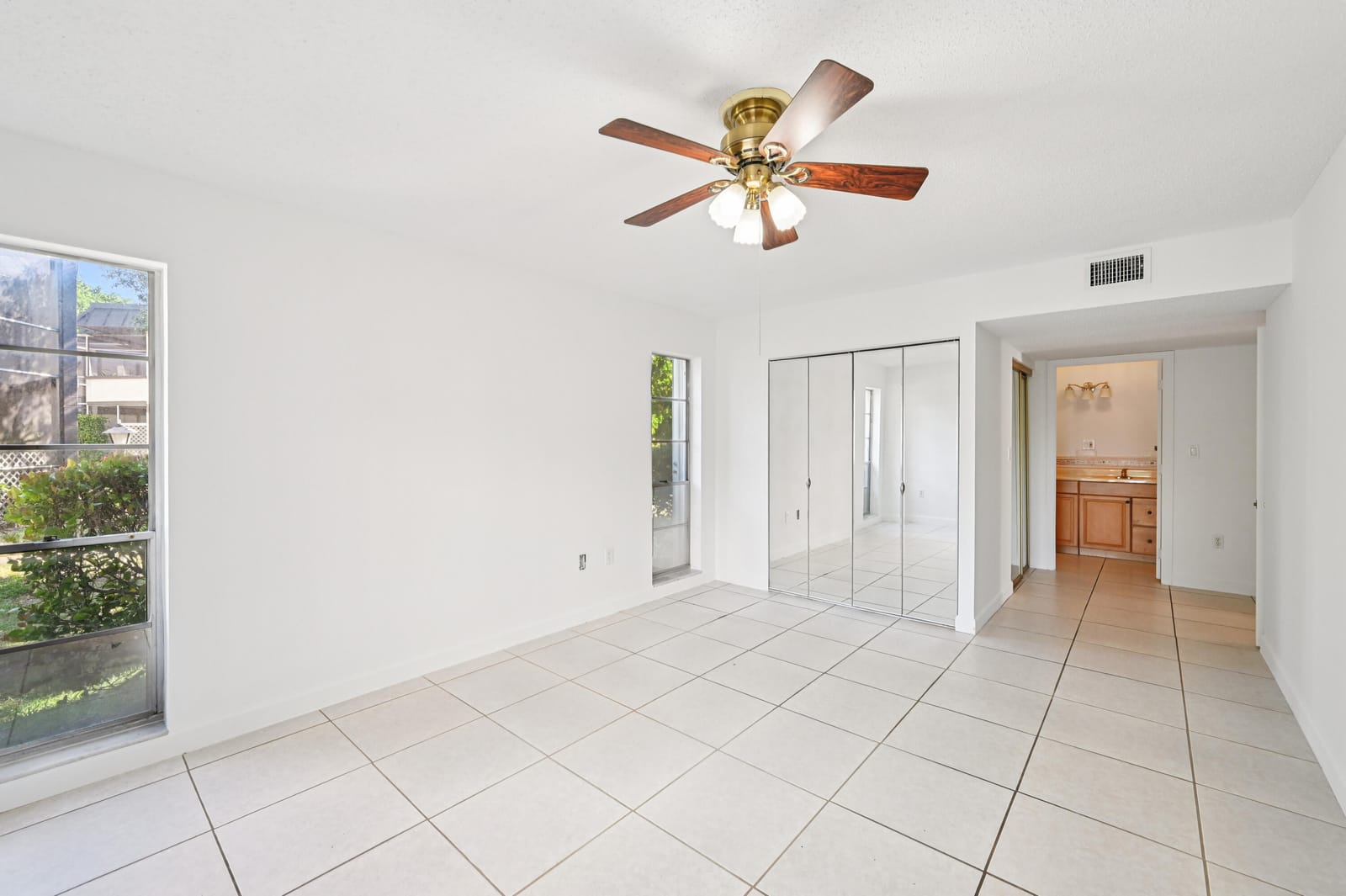 7 N Greenway Village N 111, Royal Palm Beach, FL 33411 photo 13
