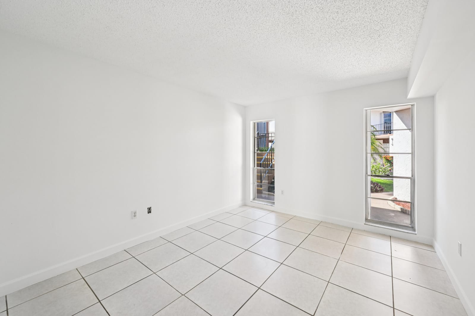 7 N Greenway Village N 111, Royal Palm Beach, FL 33411 photo 17