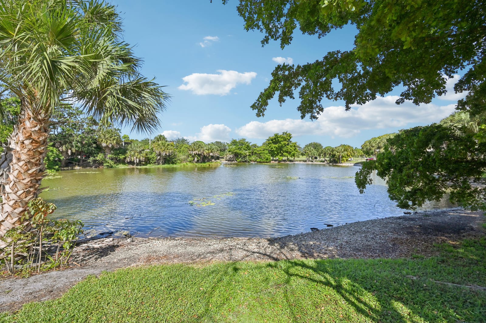 7 N Greenway Village N 111, Royal Palm Beach, FL 33411 photo 21