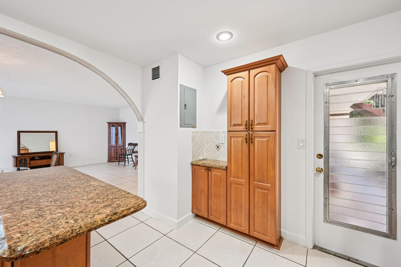 7 N Greenway Village N 111, Royal Palm Beach, FL 33411 photo 6