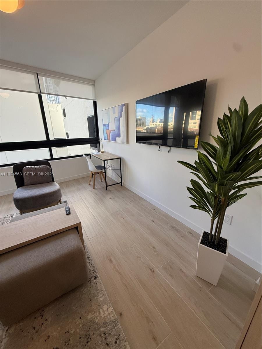 225 N Miami Avenue 501 — photo 5