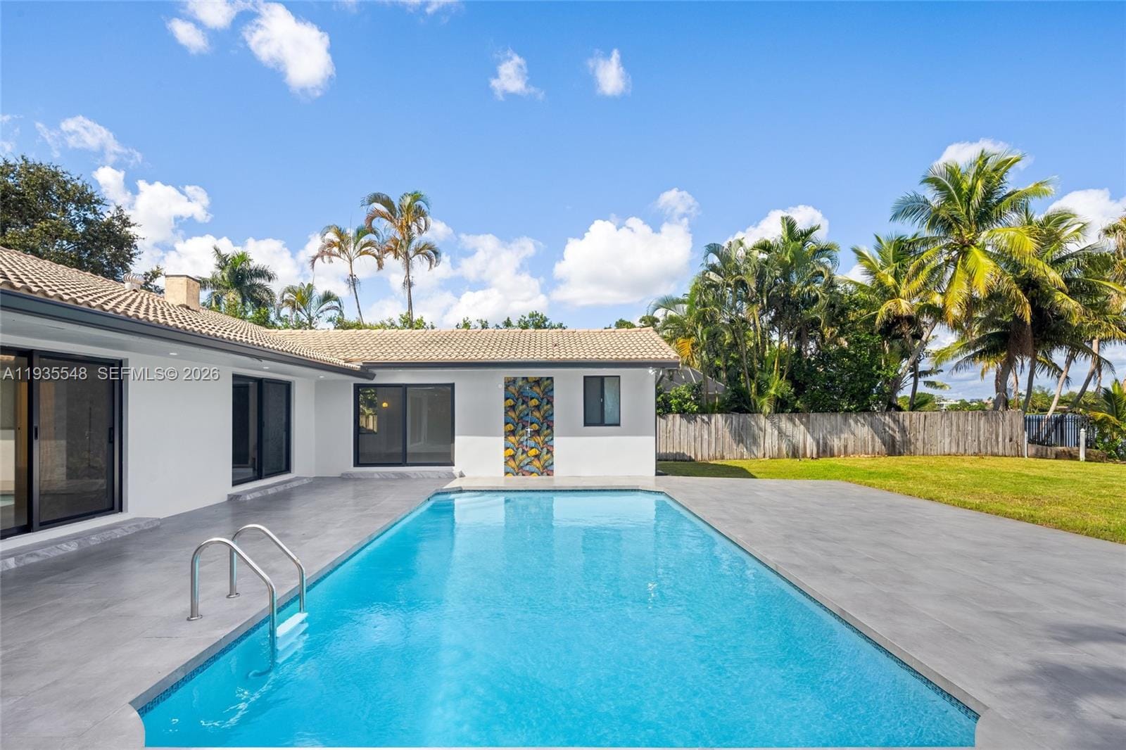 18735 NE 18th Avenue, Miami, FL 33179 photo 18