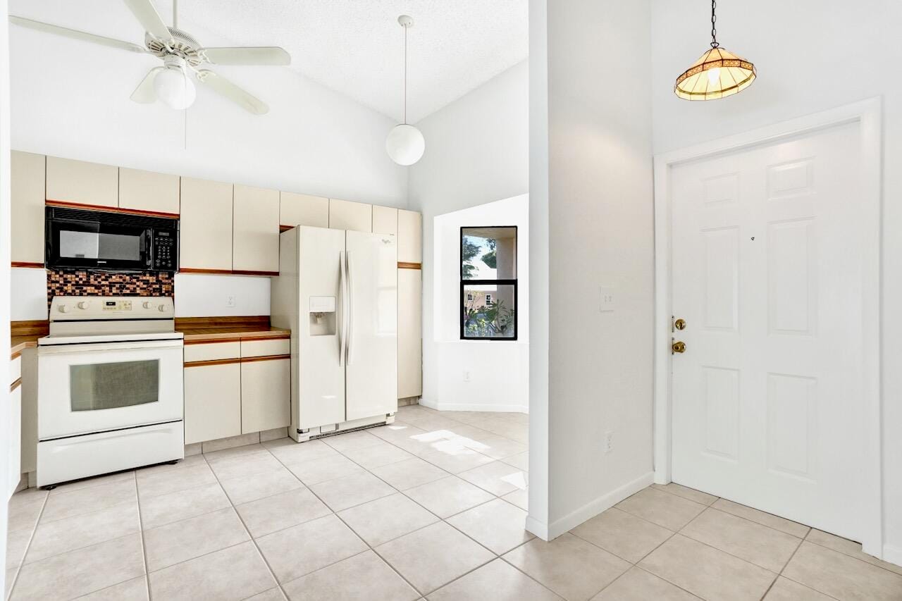 32 Buxton Lane, Boynton Beach, FL 33426 photo 13