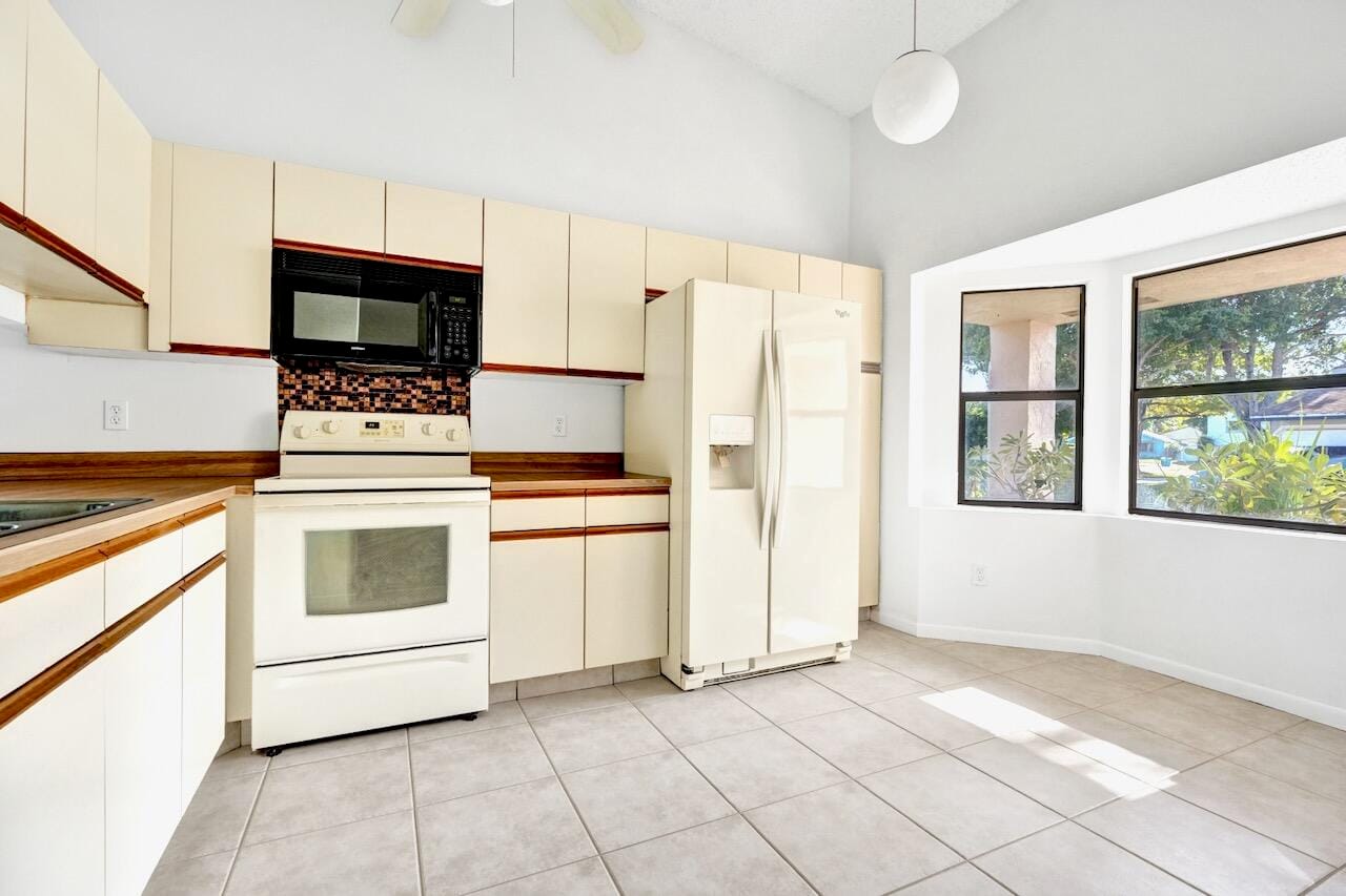 32 Buxton Lane, Boynton Beach, FL 33426 photo 15