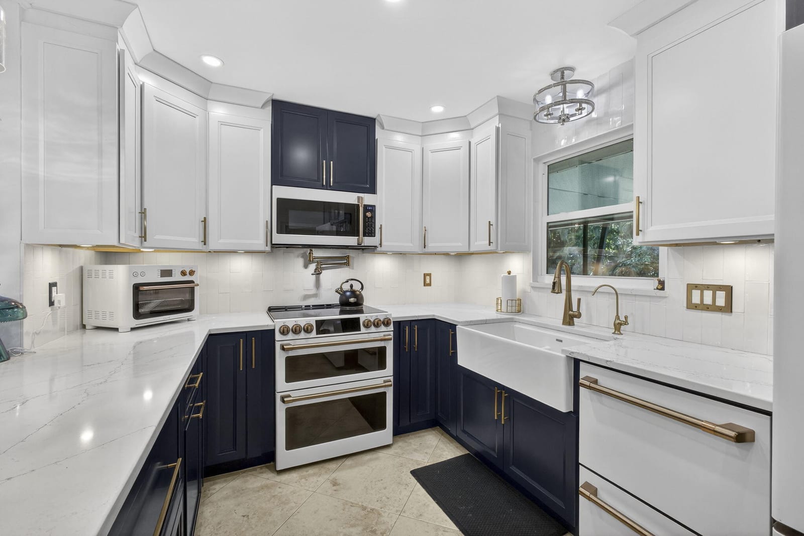 17152 W Sycamore Drive — photo 12