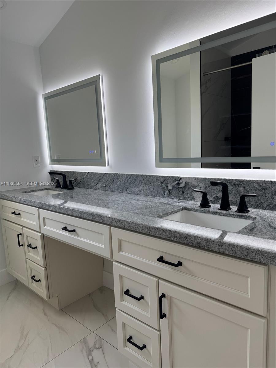 1090 SE 6th Avenue, Dania Beach, FL 33004, Dania Beach
