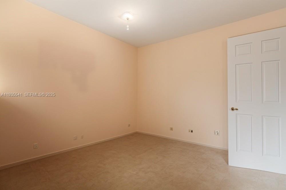 6811 Thomas Street, Hollywood, FL 33024 photo 12