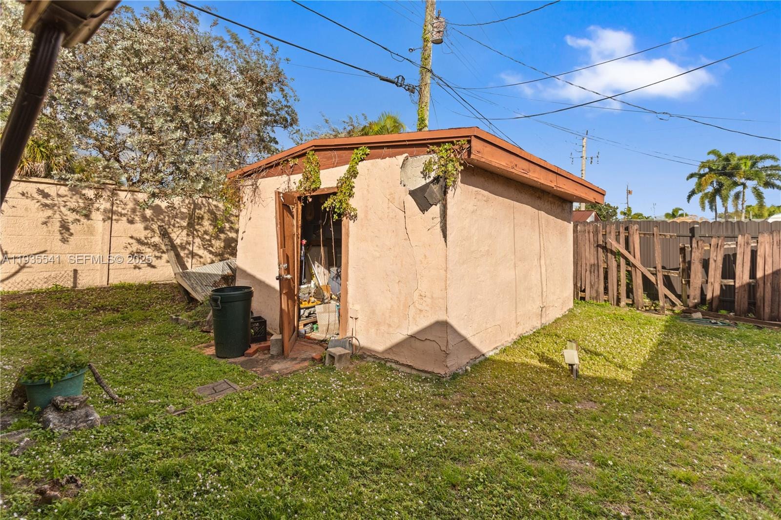 6811 Thomas Street, Hollywood, FL 33024 photo 23