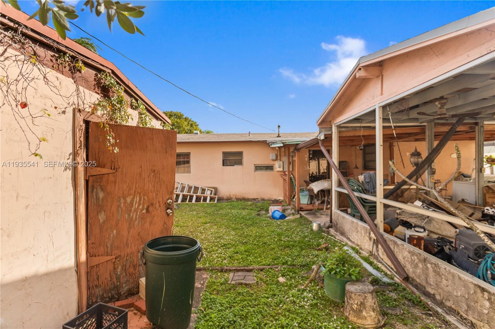 6811 Thomas Street, Hollywood, FL 33024 photo 30