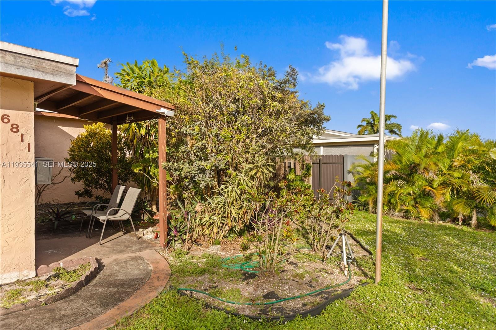 6811 Thomas Street, Hollywood, FL 33024 photo 4