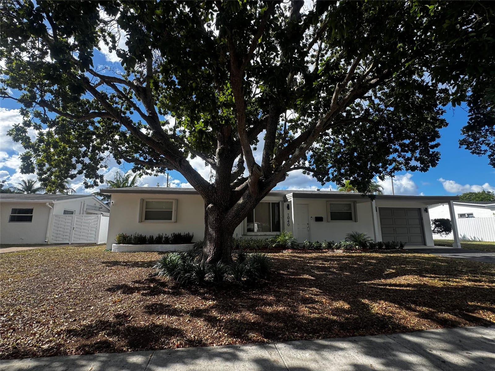 1040 N 74th Way, Hollywood, FL 33024 photo 24